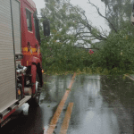 Chuva e vento causaram danos em pelo menos quatro cidades do RS