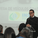 Ministro da Previdência anuncia queda de 400 mil na fila do INSS