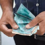 Quase 70% dos brasileiros têm dívidas; 41% não pagaram familiares e amigos após empréstimo