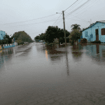 Quatro municípios gaúchos reportam danos após forte chuva no feriado